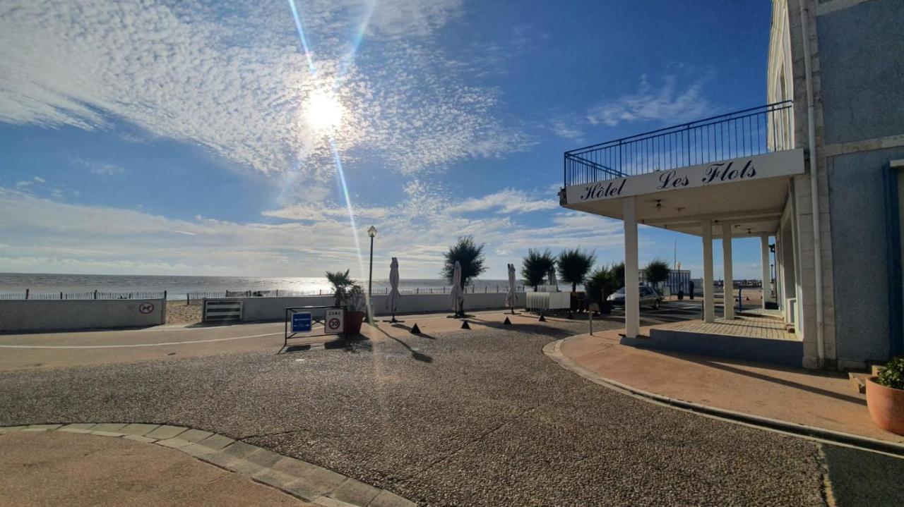 Les Pieds Dans L'Eau - Appartement Vue Mer Chatelaillon-Plage Exterior photo